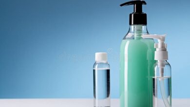 Difference between disinfectant and antiseptic